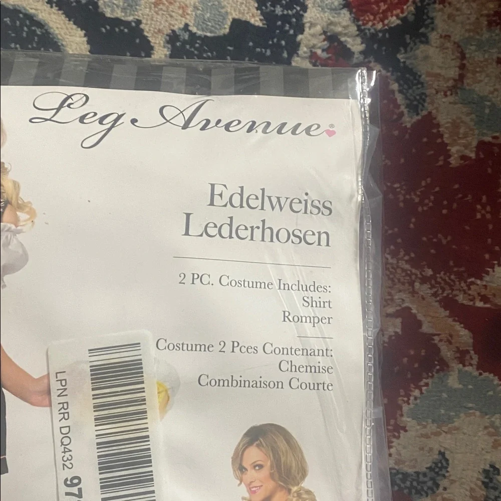 Leg Avenue Women’s Edelweiss Lederhosen Costume – Shorts + Peasant Top Size L/G - Picture 4 of 4